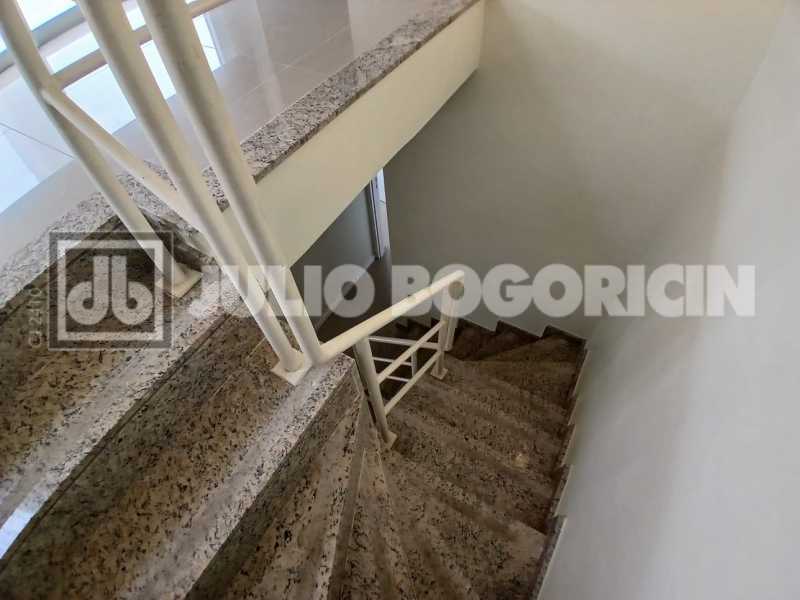 4dddd9de-02d9-496f-8449-994e2b - 19
