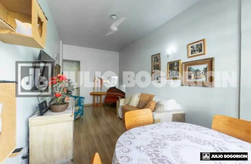 2 Apartamento de 2 quartos a v - 2