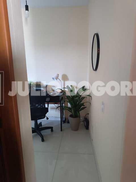 JBI200162 29. - 29
