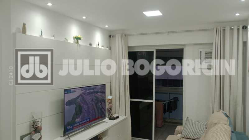 9893b7d1-44b6-48f4-b7bc-c57ff0 - 24