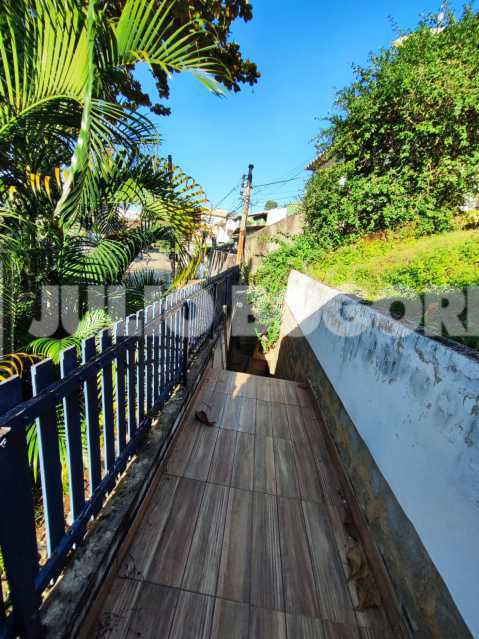 WhatsApp Image 2025-09-15 at 1 - 5