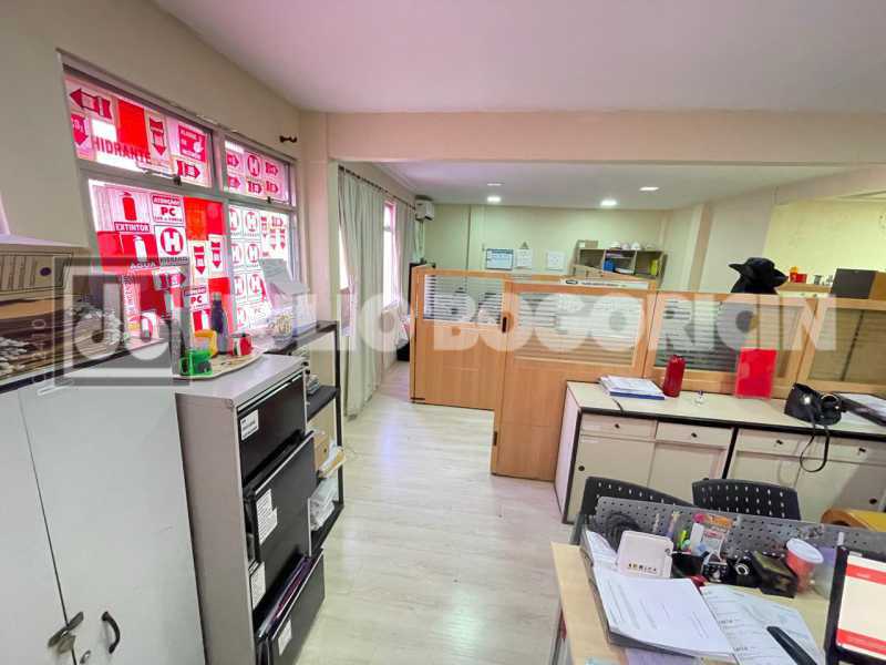 Conheça 45. do imóvel - NTO COMERCIAL - PRÉDIO, LOJA E GALPÃO À VENDA - 500M² DE ÁREA PRIVATIVA - IDEAL PARA DIVERSOS FINS, ESCOLAS, IGREJAS,CURSOS E OUTROS. - JBM71224 - 11 45. - 11