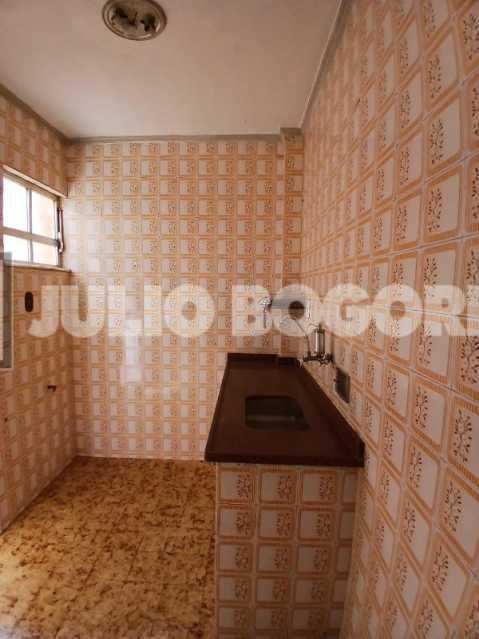 AP R. ANTONIO CORDEIRO 5 - 17