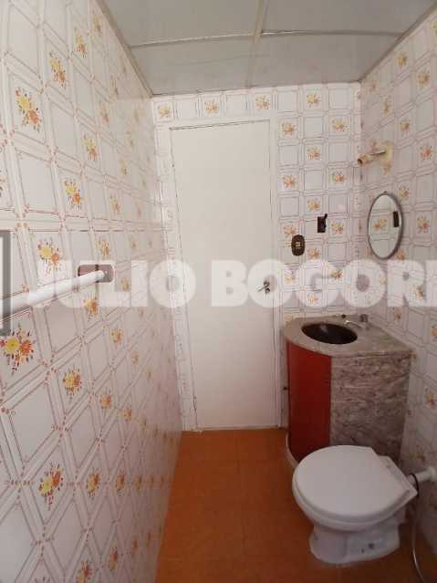 AP R. ANTONIO CORDEIRO 9 - 15