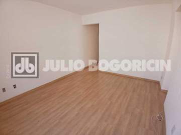 Ótima localização - Apartamento Para Venda na Freguesia Com 2 Quartos e Condomínio Barato - JBJ204065