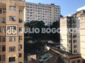 Catete 2 quartos vaga frente desocupado portaria reformado - JBF29345
