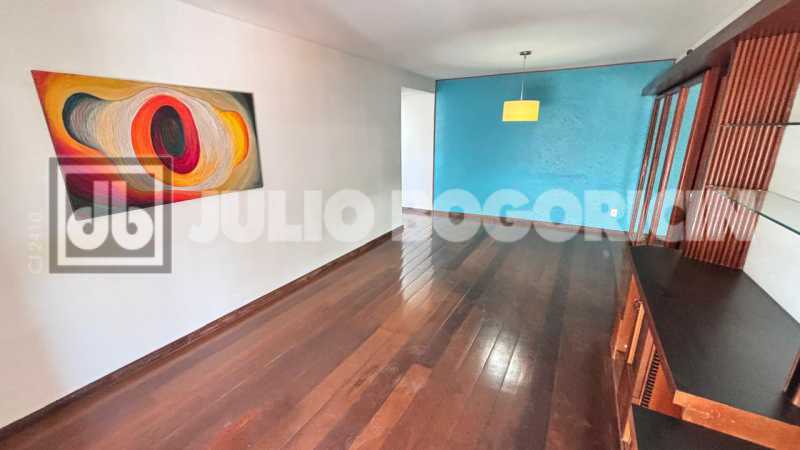 8b40726b-1e2d-4d08-88d2-184e63 - 3