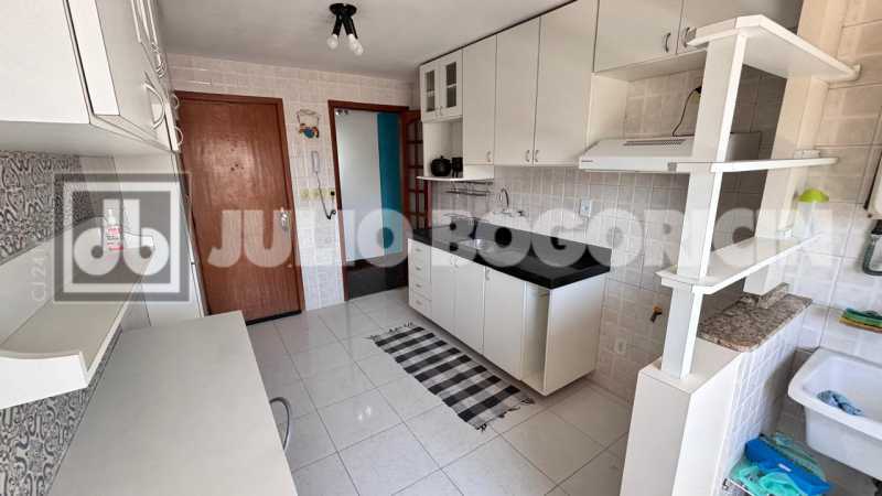 73bf98dd-10fb-4846-889c-1d869f - 24