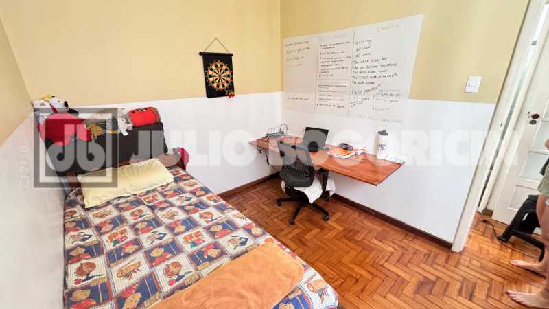 ea435979-32f5-46ec-95b9-7d32e8 - 7