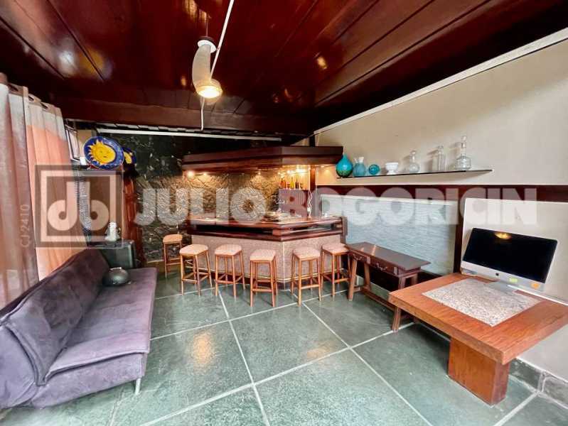 c6892083-4516-41ce-9883-76a2b5 - 5