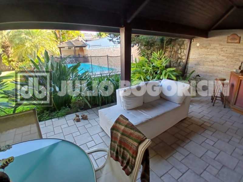 9ae99e89-1e76-4cc0-9786-3ca381 - 6