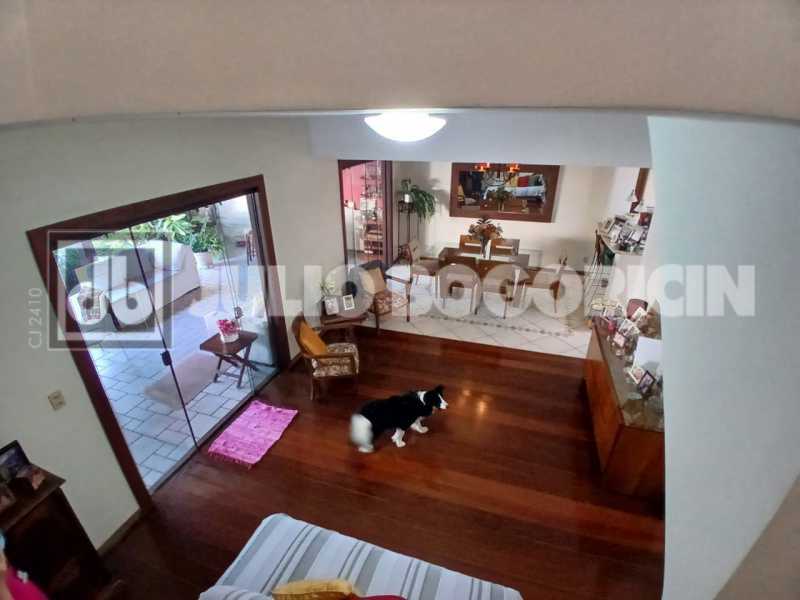 3efd341f-0dcc-454e-b482-2d1768 - 9