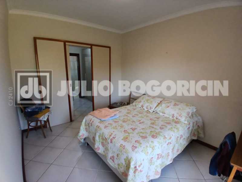 0e4576e3-fb53-4ec9-ba77-e54adc - 16