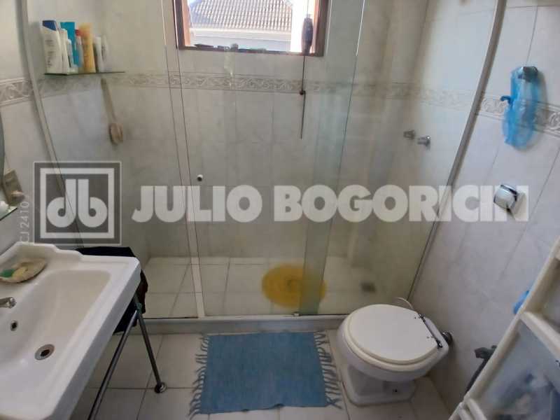 12c5c60a-4f5a-4f2f-ac4c-a244b4 - 17