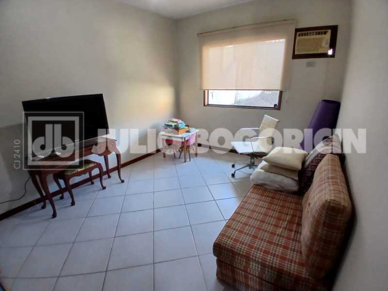 ae60b75c-10e4-408e-a967-5ec926 - 25