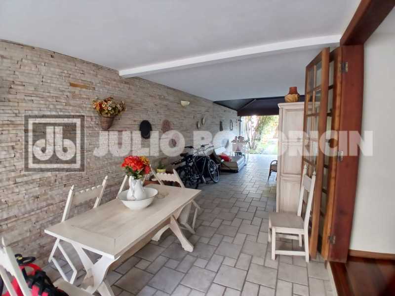 b95c49bd-5dce-4382-aa12-0f62e7 - 27