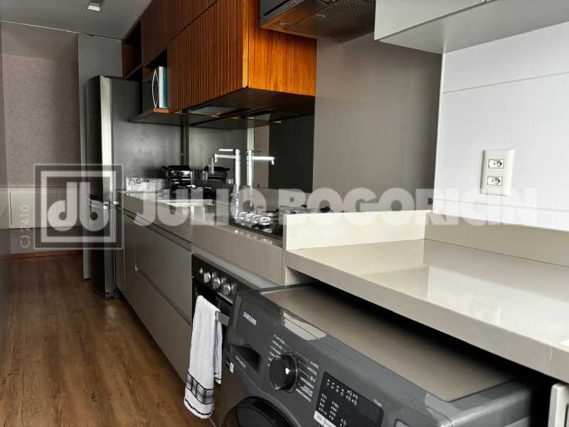 WhatsApp Image 2025-10-22 at 1 - 11