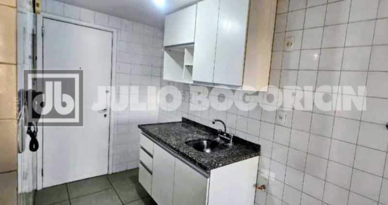 ef74e9c6-c1c2-493d-8526-4b3301 - 19