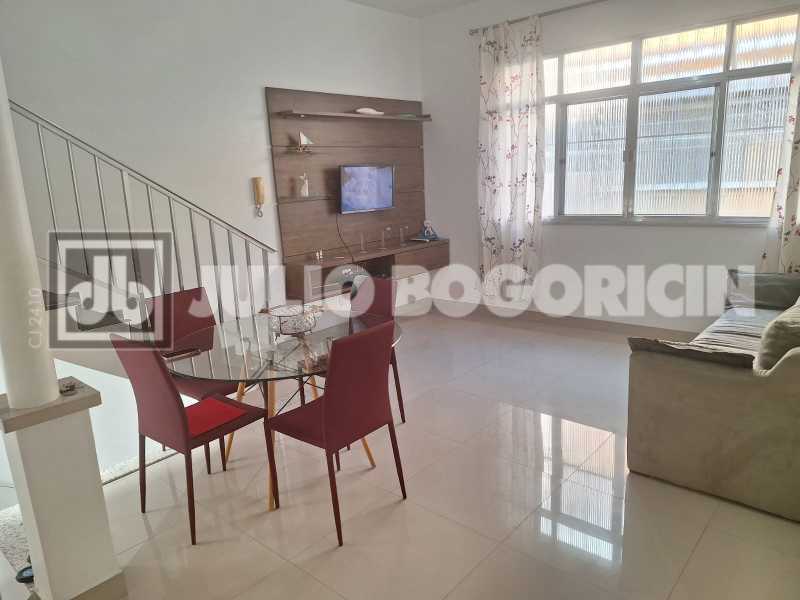 261df570-8145-4987-8a4d-250121 - 2