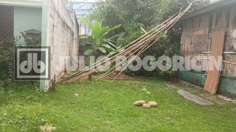 8d67c97d-ccb4-4400-82ec-ff4104 - 2