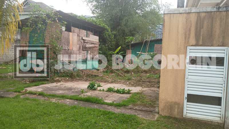 a0195a97-1ebf-4f65-b22c-c76a6d - 11