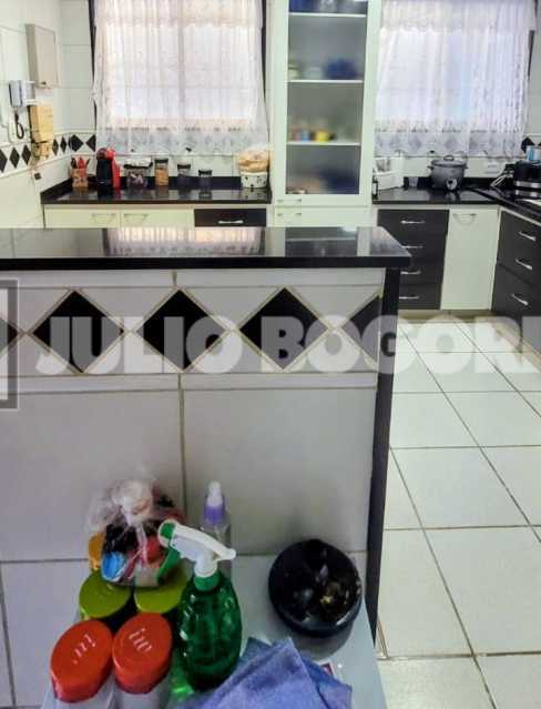 bbb692eb-1b1c-4f23-b073-2c798f - 21