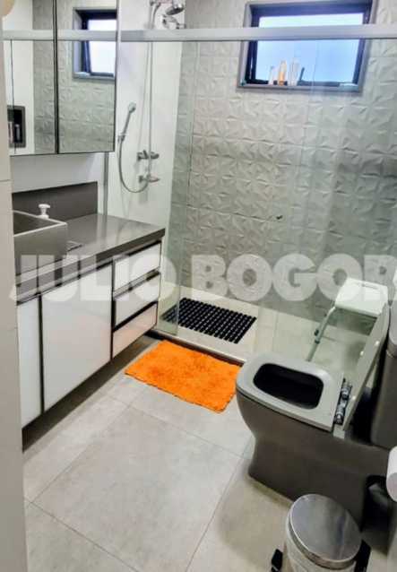 c87a33da-5cf8-4285-b2ea-ad440a - 24