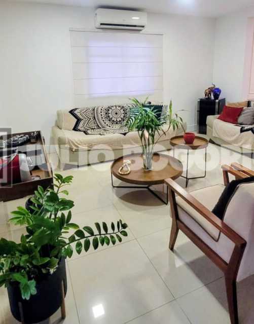 ecd47789-e76e-48a5-9158-b2f9c1 - 28