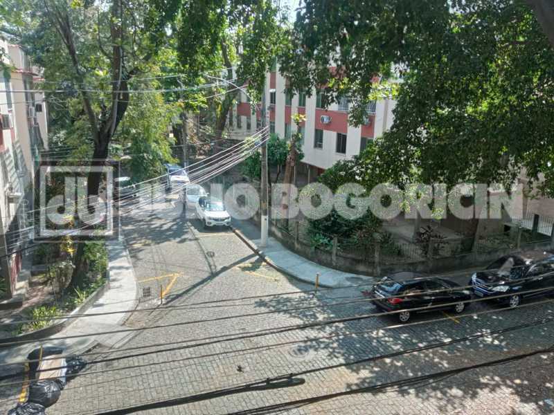 05portuguesacondominiosantosdu - 5