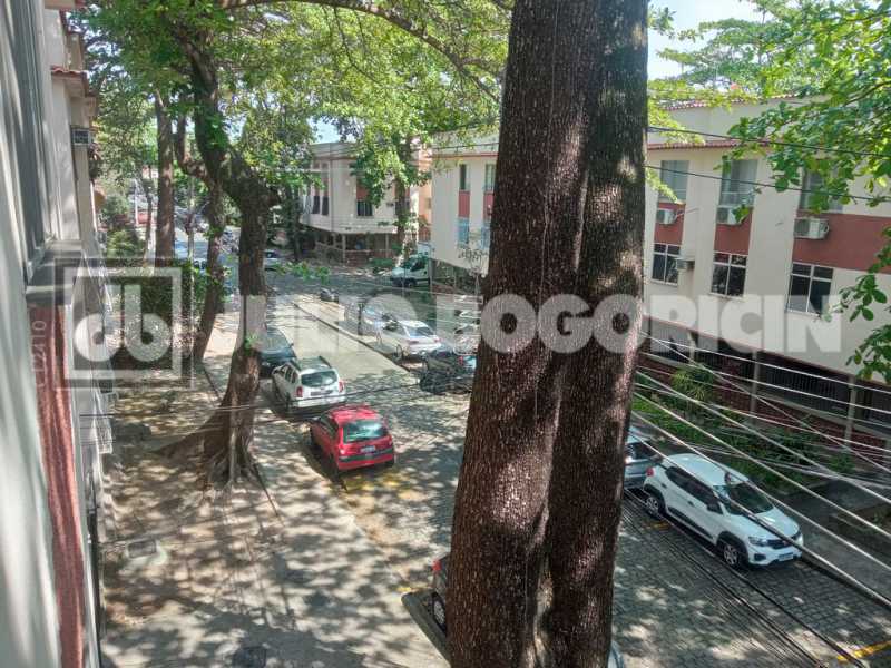 07portuguesacondominiosantosdu - 7