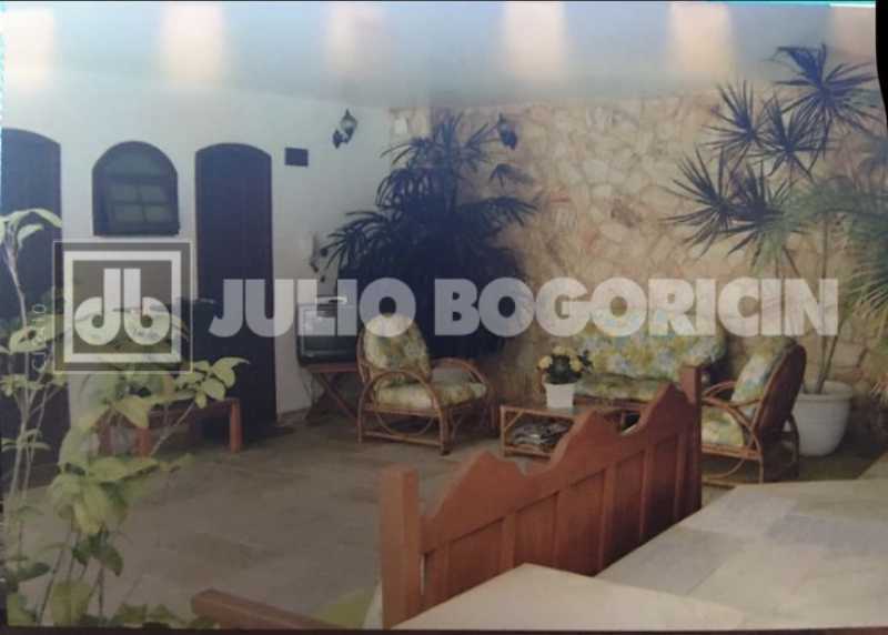 Conheça 18e49662-1646-4908-87fa-c2c2d7 do imóvel - ANIL CASA CONDOMINIO FECHADO 418M2 PISCINA SAUNA CHURRASQUEIRA - JBJ601882 - 8 18e49662-1646-4908-87fa-c2c2d7 - 8