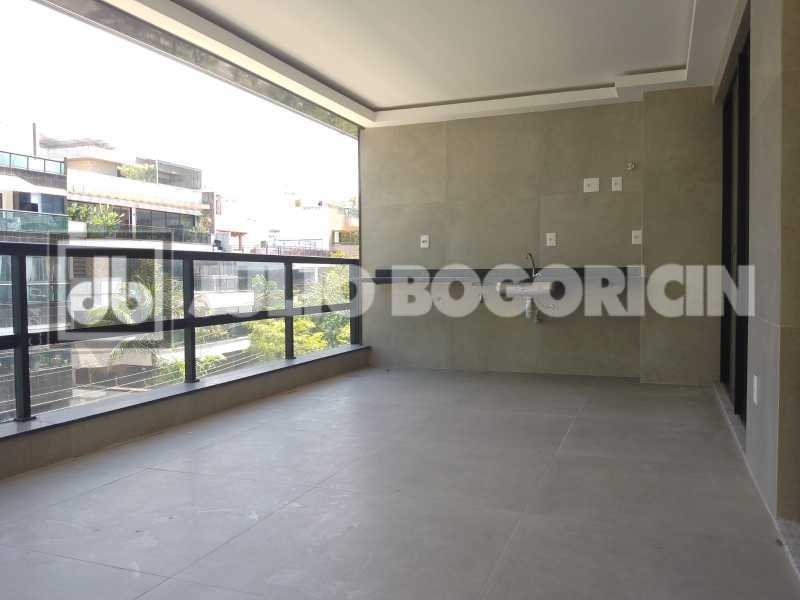 WhatsApp Image 2025-09-18 at 1 - 12