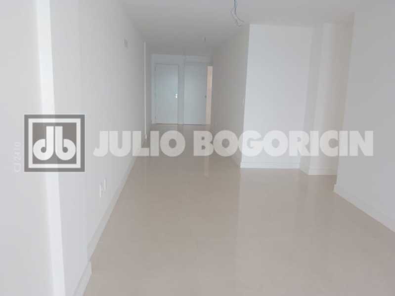 WhatsApp Image 2025-09-18 at 1 - 16