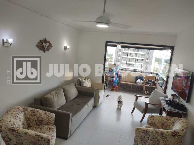 Conheça 01. do imóvel - Apartamento à venda Rua Desenhista Luiz Guimarães, Barra da Tijuca, Rio de Janeiro - R$ 1.500.000 - JBB41860 - 1 01. - 1