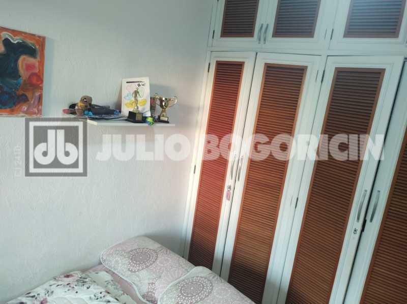 Conheça 03. do imóvel - Apartamento à venda Rua Desenhista Luiz Guimarães, Barra da Tijuca, Rio de Janeiro - R$ 1.500.000 - JBB41860 - 3 03. - 3