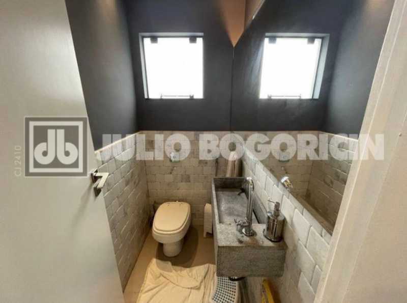 1758393905244_1. - 24