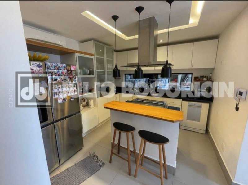 1758393905185_1. - 26