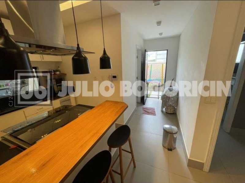 1758393905120_1. - 27