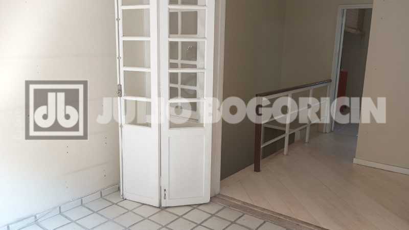 e9d62b54-8a5e-4aa2-b1f5-23a608 - 28