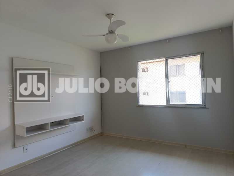 a52dee19-9fb2-49ee-bd2d-b7923f - 2