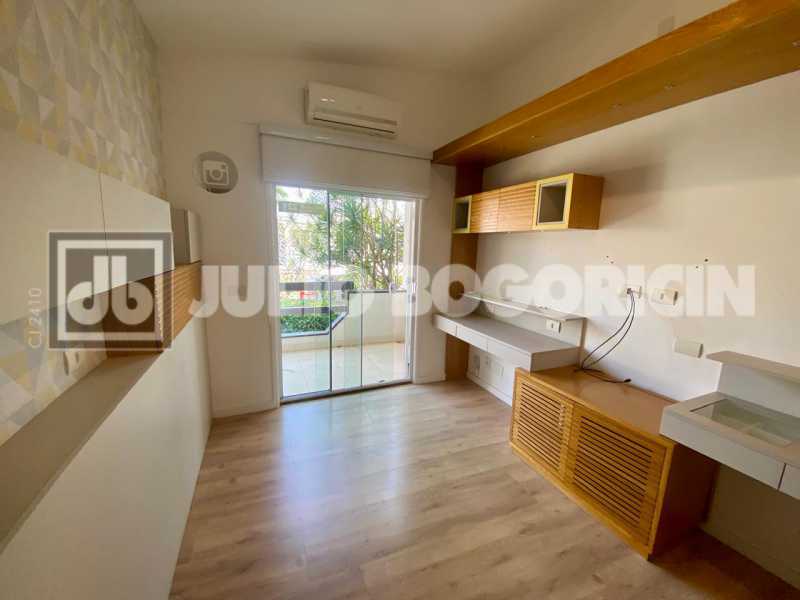 WhatsApp Image 2025-10-17 at 6 - 11