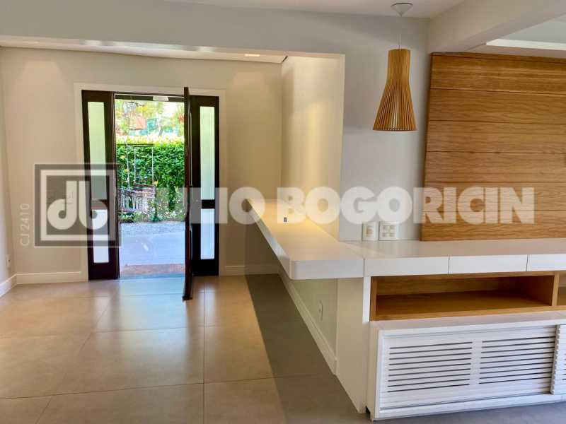 WhatsApp Image 2025-10-17 at 6 - 2