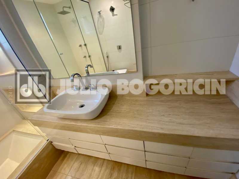 WhatsApp Image 2025-10-17 at 6 - 23