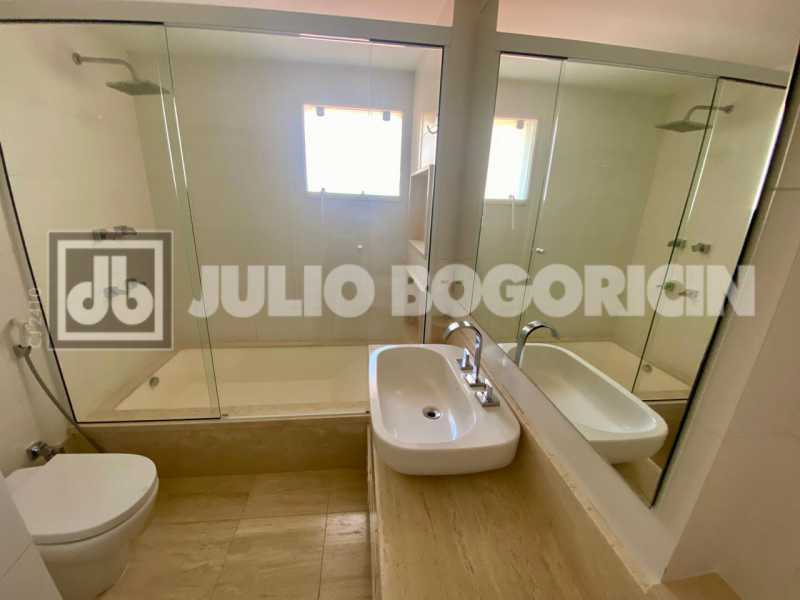 WhatsApp Image 2025-10-17 at 6 - 22