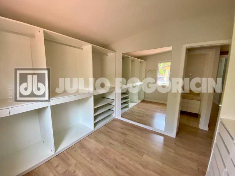 WhatsApp Image 2025-10-17 at 6 - 21