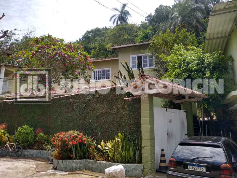 Conheça d15d82d1-19ca-4bd3-9b88-b78e1c do imóvel - Julio Bogoricin Venda Sítio Piscina Salões de Festa Suítes Churrasqueiras Taquara - JBJ601888 - 23 d15d82d1-19ca-4bd3-9b88-b78e1c - 23