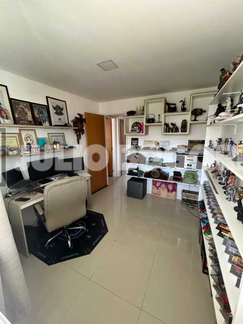 b8dd087d-43e4-46aa-a543-f80787 - 8