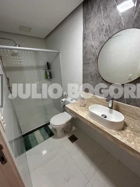 dae82588-ba16-4027-be21-6853c6 - 11