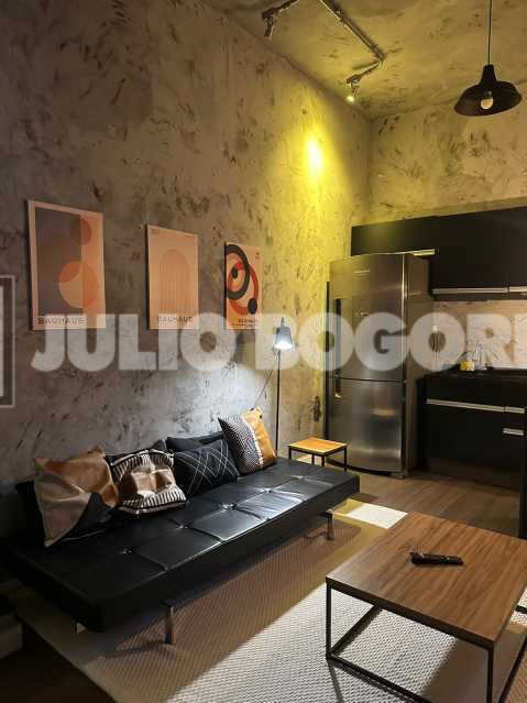 WhatsApp Image 2025-09-25 at 1 - 4