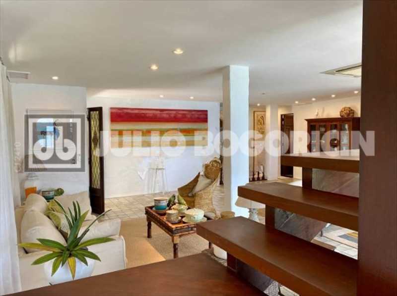 WhatsApp Image 2025-09-25 at 1 - 11